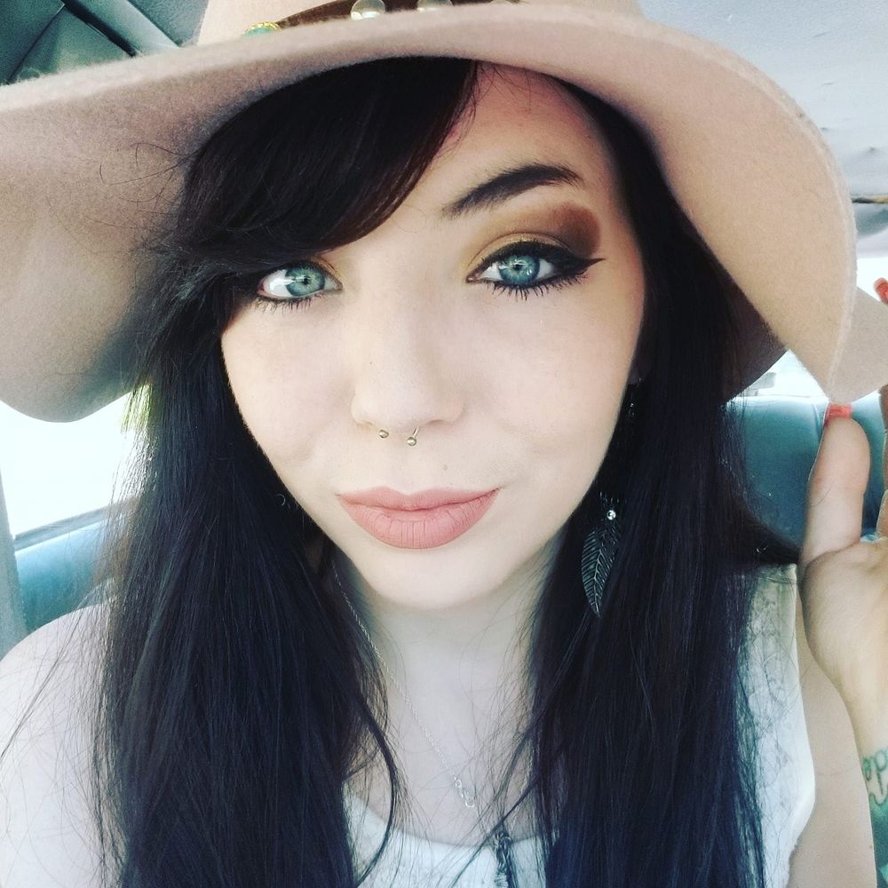 Meet your Posher, Shelby